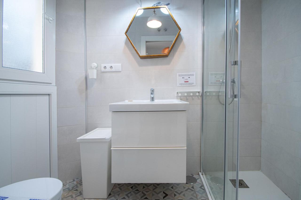 Lectoras De Appartement Cadix